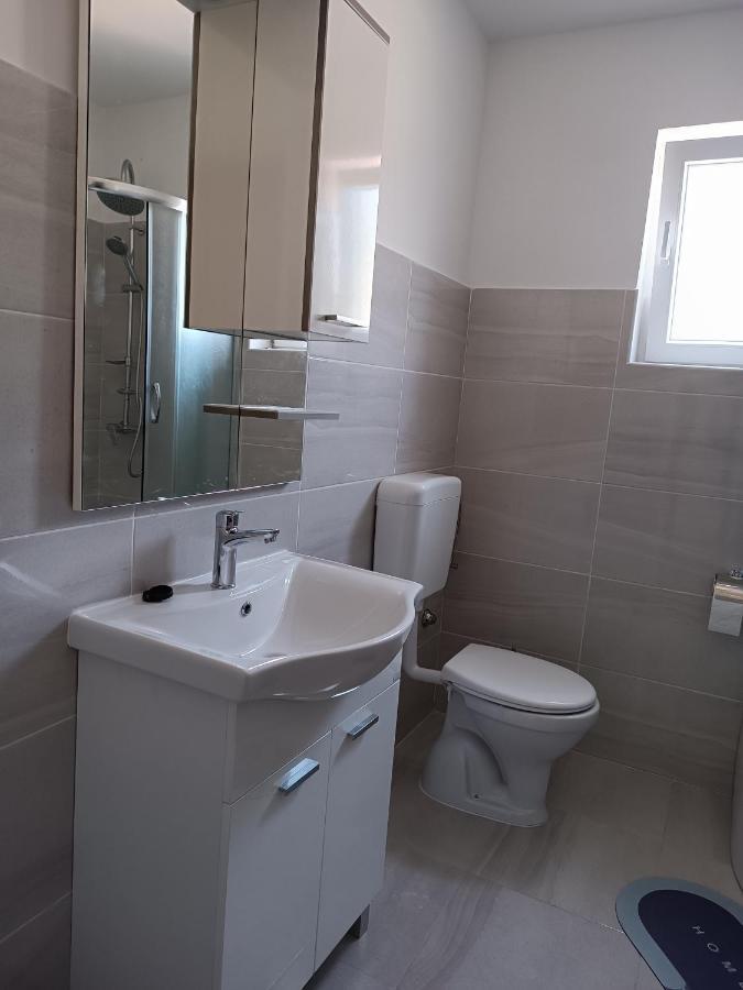 Apartment Hinic Vrhovine Kültér fotó