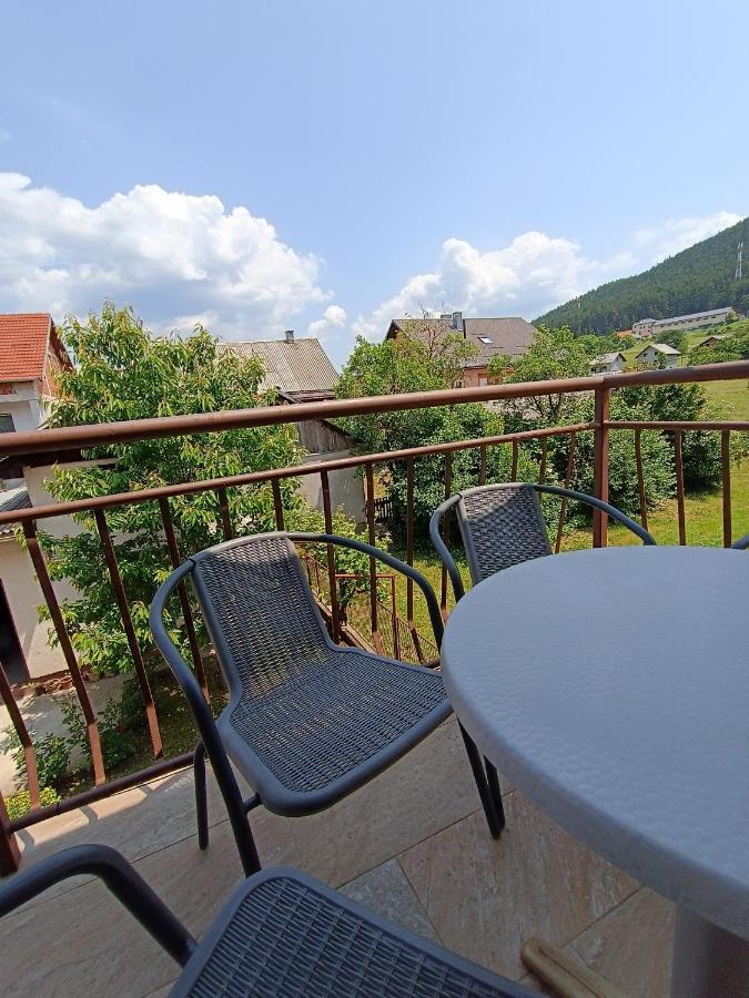 Apartment Hinic Vrhovine Kültér fotó
